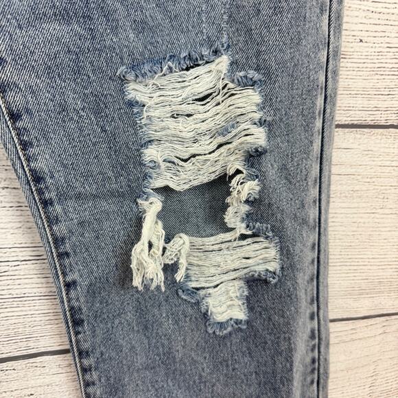 Fashion Nova Women's Go Back To The 90's Side Slit Button Fly Jeans Size 9 - Picture 4 of 9